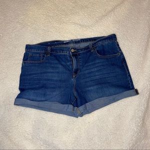 Boyfriend Jean shorts